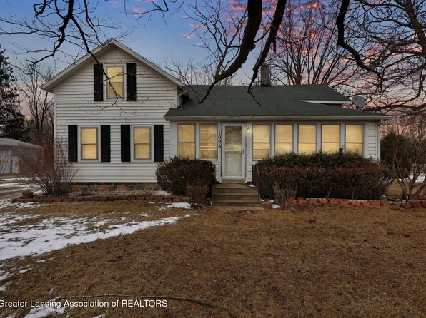 1028 Hogsback Rd, Mason, MI 48854