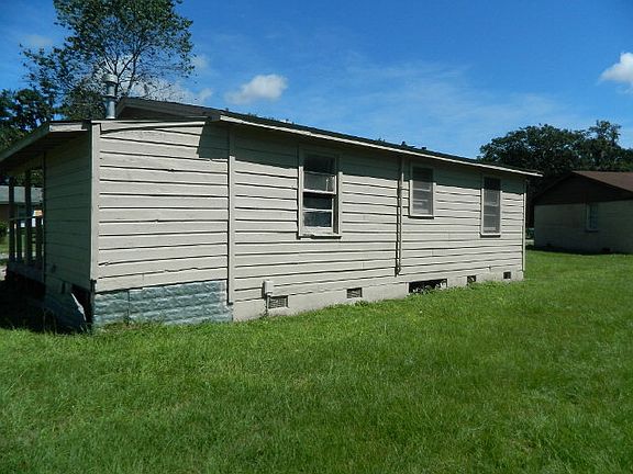 3rd image of 1 Prescott Pl