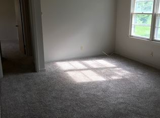 1914 W 27th St, Sioux Falls, SD 57105
