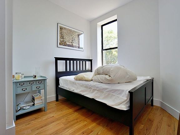 4th image of 132 Hancock St APT 2B