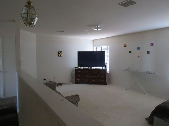 4th image of 3104 Deleon Dr