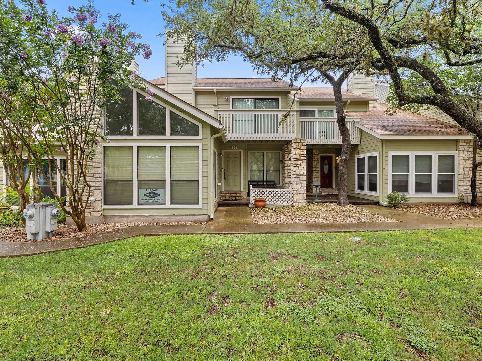 3 bed, 3.0 bath, 1623 sqft, $1,950 — Photo 2