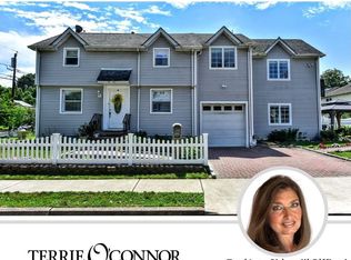 32-12 Raphael St, Fair Lawn, NJ 07410
