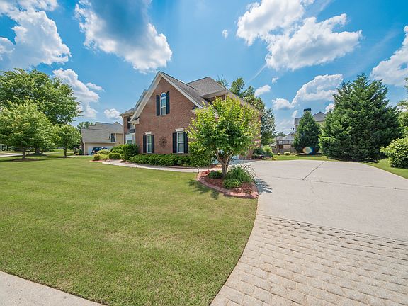 3rd image of 170 Keaton Dr