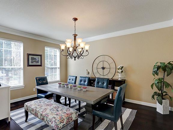 5th image of 9414 Lily Glen Ln