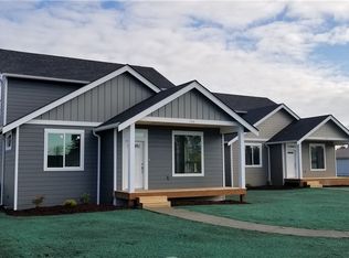 566 D St, Blaine, WA