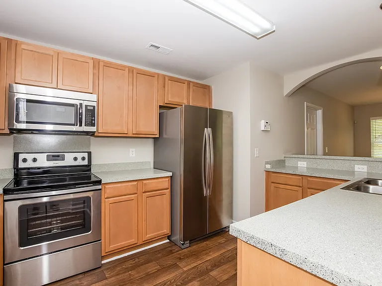 958 Ramsgate Dr SW — Photo 9