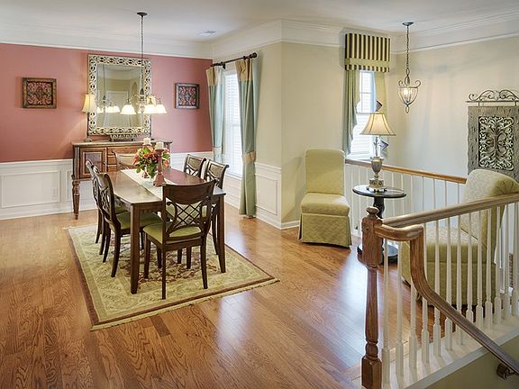Formal Dining