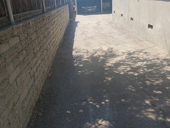 2nd image of 423 W I St #3