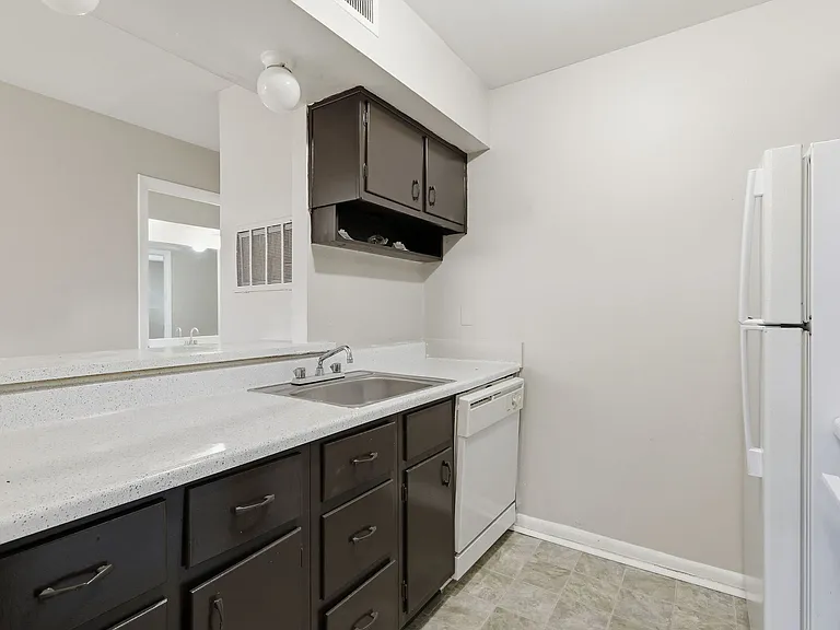 The Meadows Apartment Homes — Photo 72