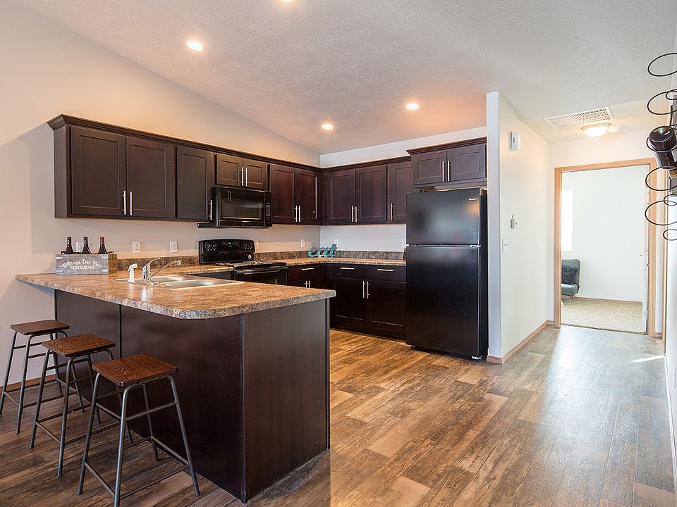 Augusta Townhomes Brandon, SD Zillow