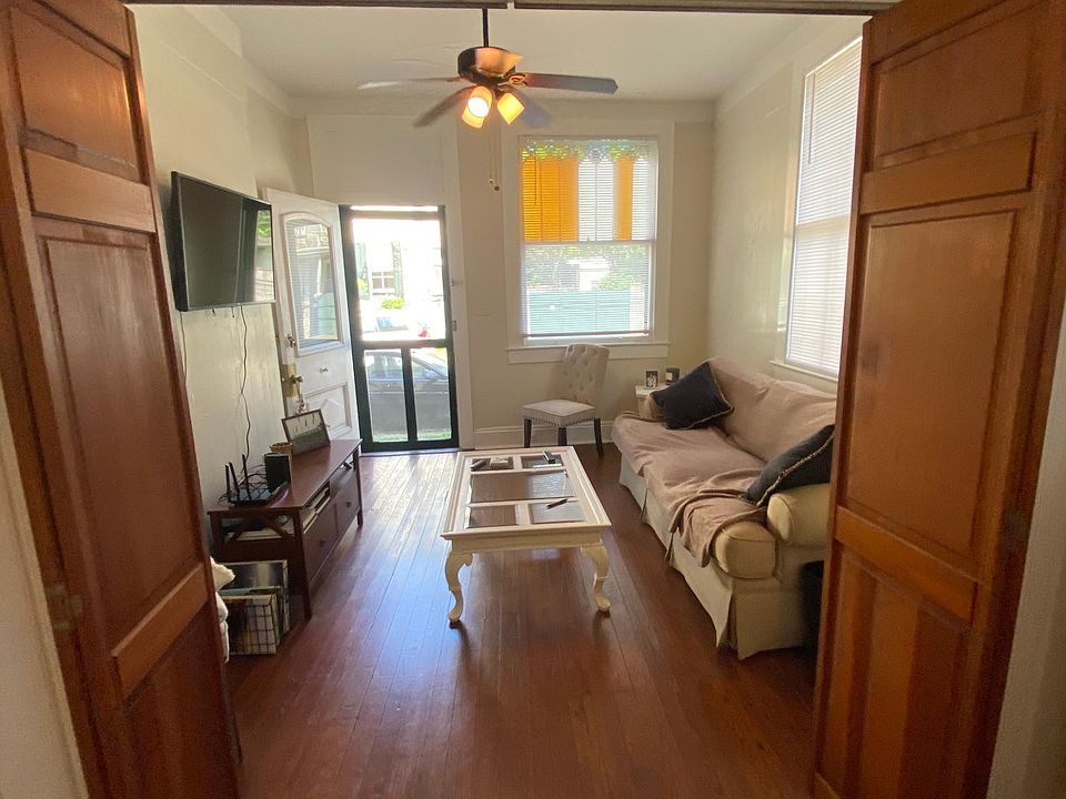 1st image of 1015 Leontine St