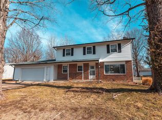 206 Old English Rd, Rolla, MO 65401