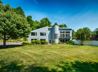 603 Peekskill Hollow Rd, Putnam Valley, NY 10579