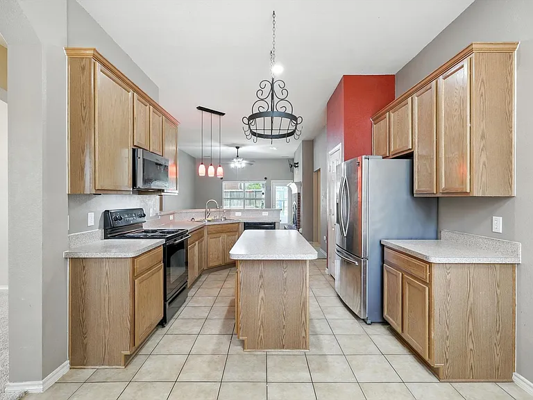 6012 Parkplace Dr — Photo 11