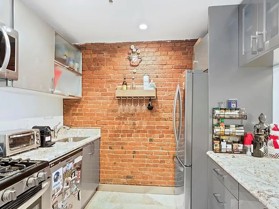 1st image of 324 Pearl St APT 3K
