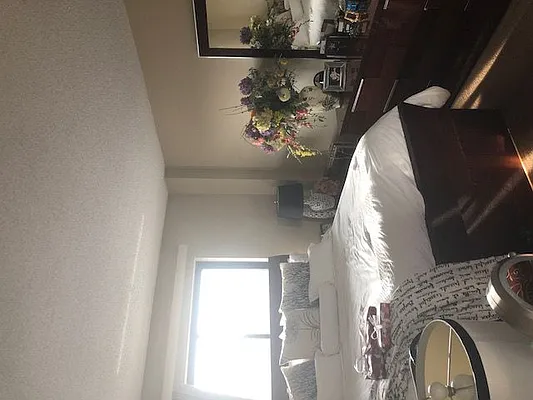 Rented by Astoria Living Realty Inc | media 67