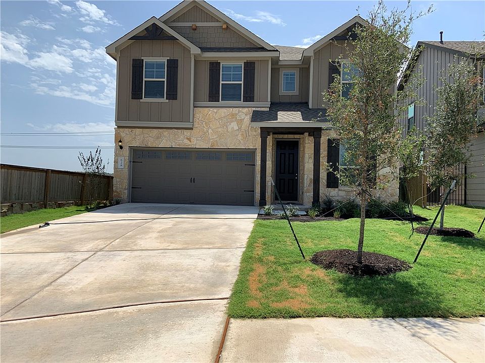 1st image of 628 Saturnia Dr