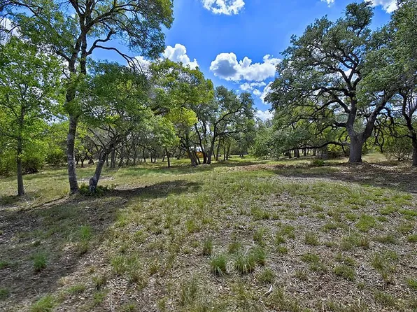 110 S Vaquero Dr, Blanco, TX 78606