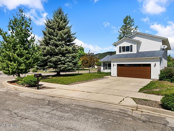 2nd image of 510 Loman Cir