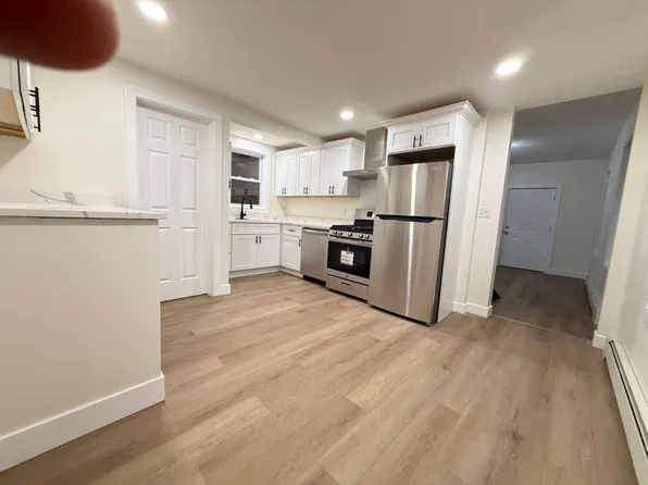 28-30 Central St, Nashua, NH 03060