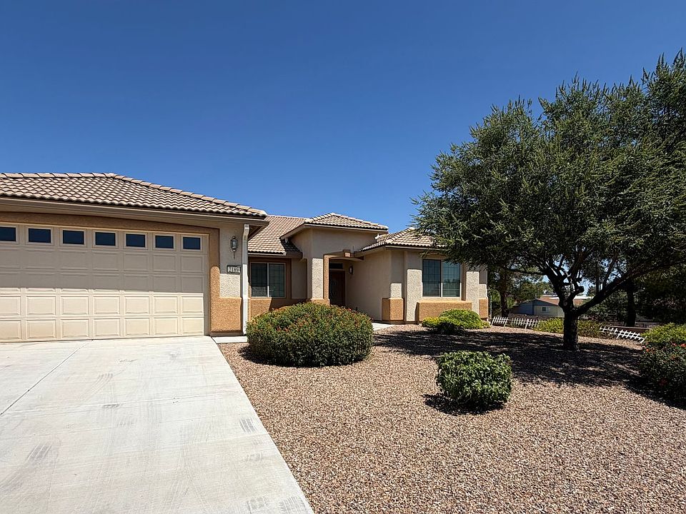 1st image of 2189 Jacks Dr