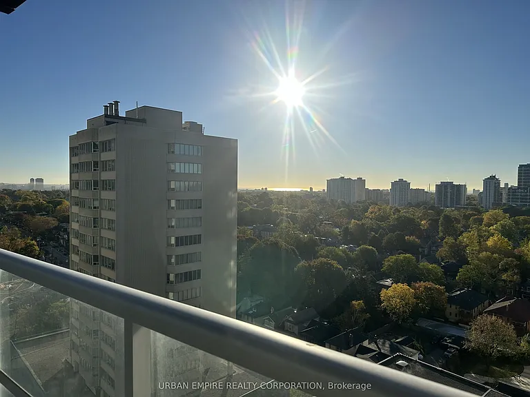 2181 Yonge St #1602 — Photo 10
