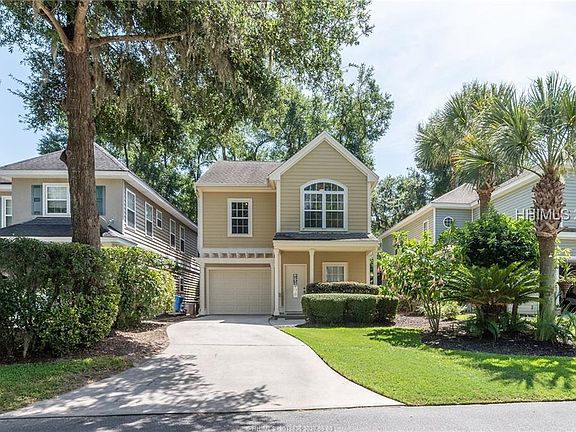 2nd image of 32 Gold Oak Dr