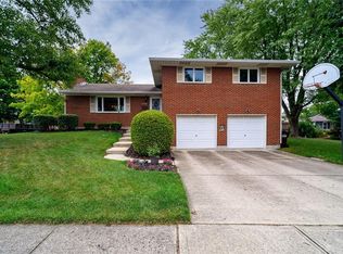 3720 Maryknoll Dr, Dayton, OH 45429