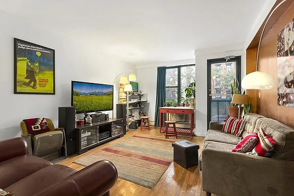 Rented by Stribling | media 8