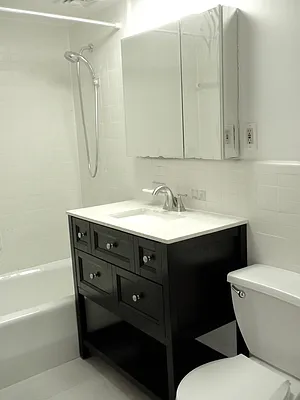 Rented by Magnolia J. Ocampo, Licensed Real Estate Broker | media 15