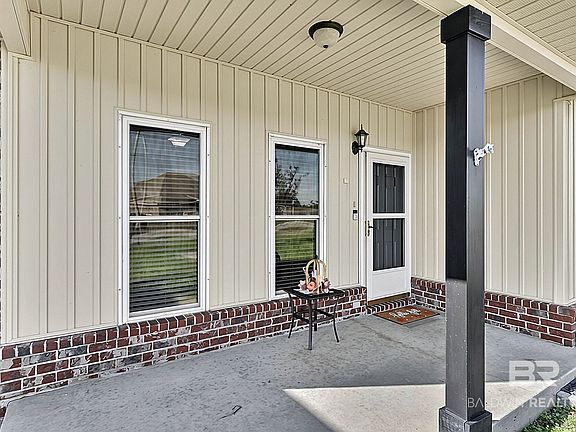 4th image of 18046 Krchak Ln