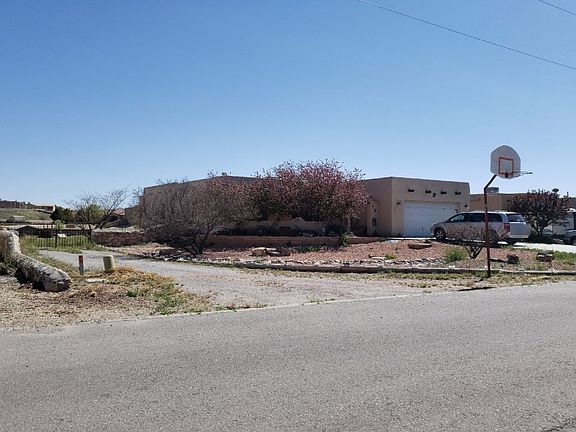 3rd image of 134 Blacktail Deer Ave