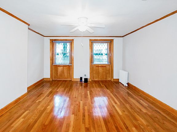 5th image of 150 Carroll St APT 1