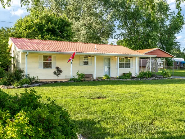 5 Qualls Ln, Lebanon, TN 37090