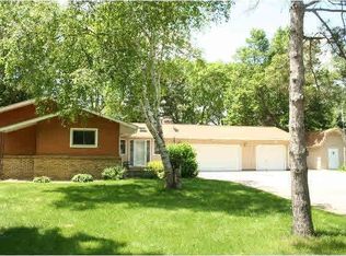 7101 Willow Rd, Osseo, MN 55369