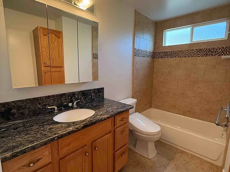 153 Waterglen Cir — Photo 18