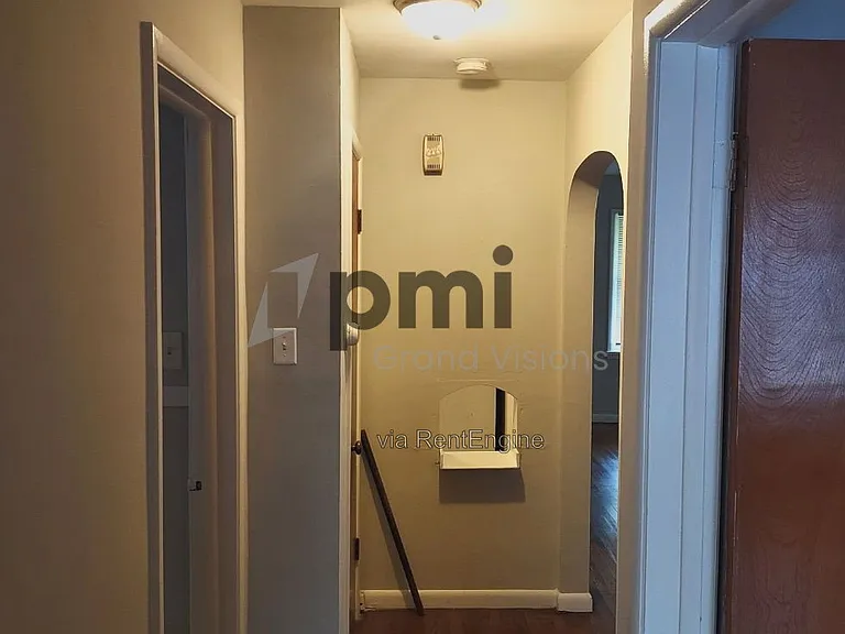 2060 N Water St — Photo 8