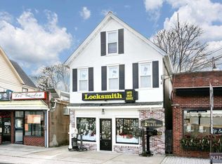10 W Prospect St, Waldwick, NJ 07463