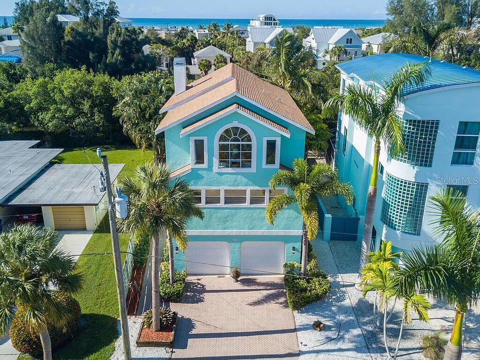 1st image of 476 Island Cir