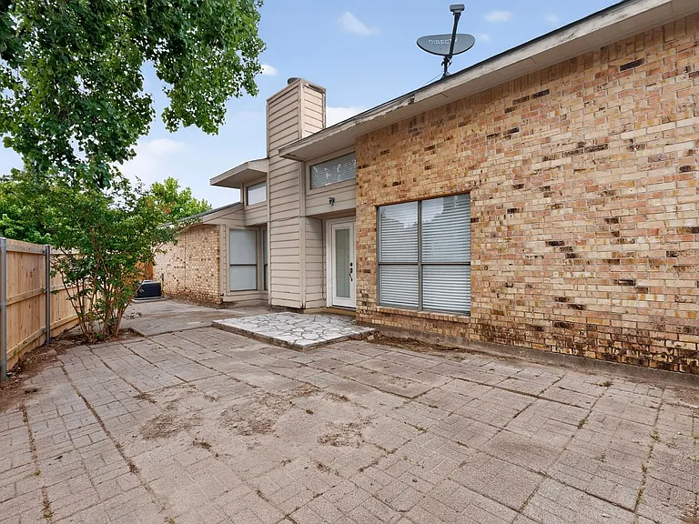 2521 Winter Oak St — Photo 36