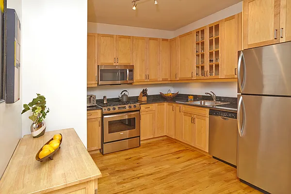 Sold by Brown Harris Stevens | media 22