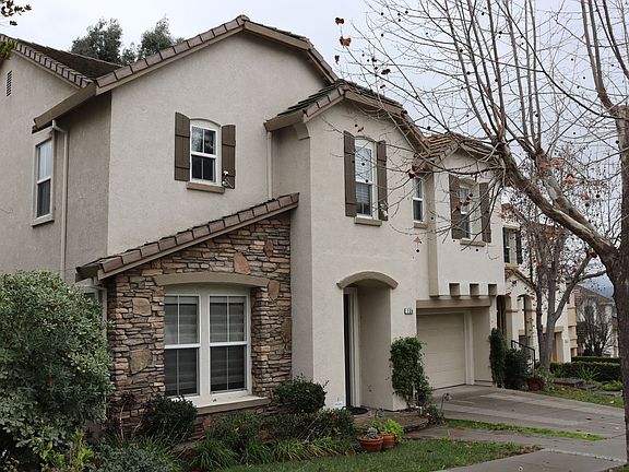 2nd image of 724 Canoas Creek Cir