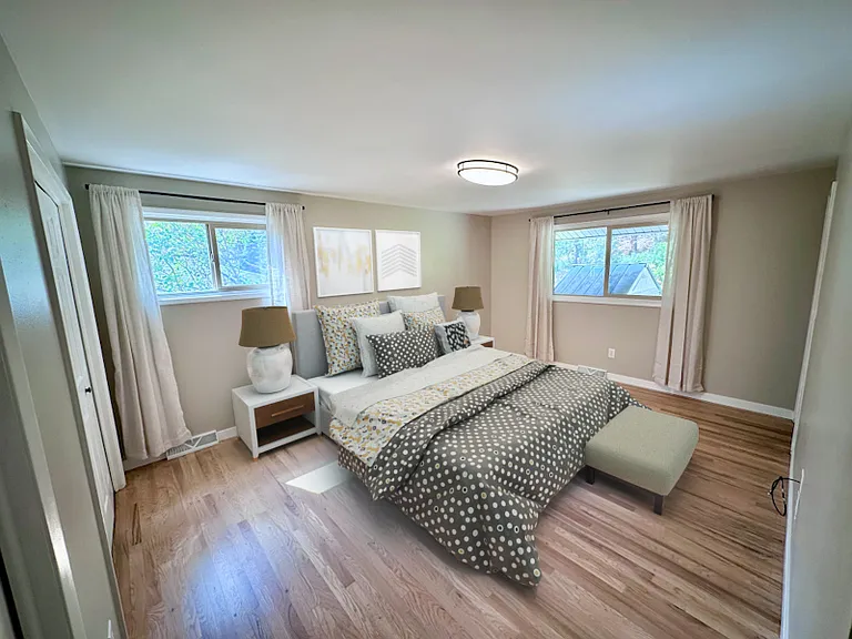 2840 W Weile Ave — Photo 11