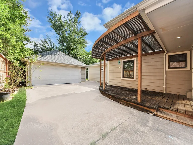 3912 Ruskin St — Photo 45