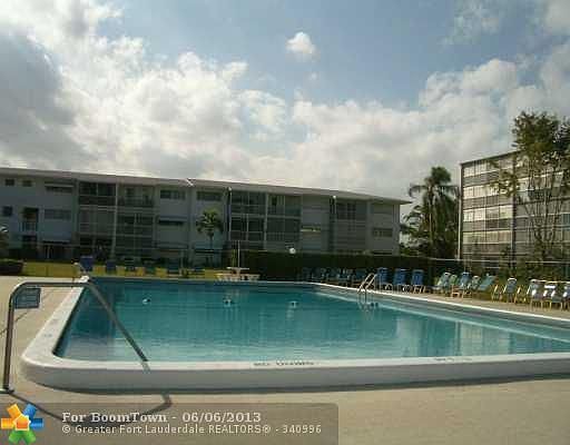 2nd image of 940 Hillcrest Ct APT 115