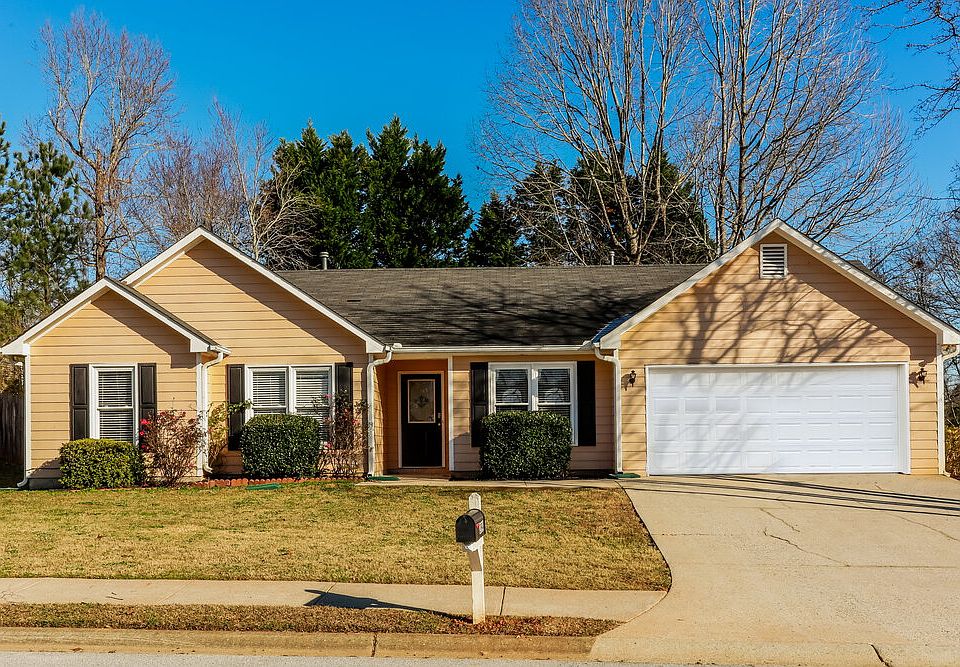 1st image of 394 Shoal Ct