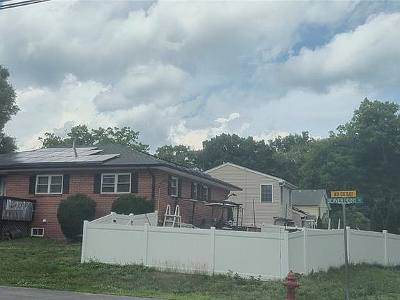 2nd image of 2 Beaver Point Trl