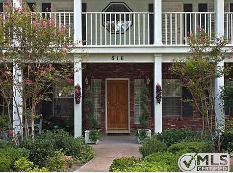 2nd image of 816 Royal Oak Ct
