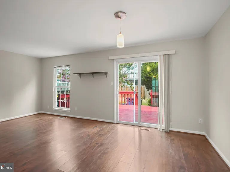 12405 Gooderham Way — Photo 8